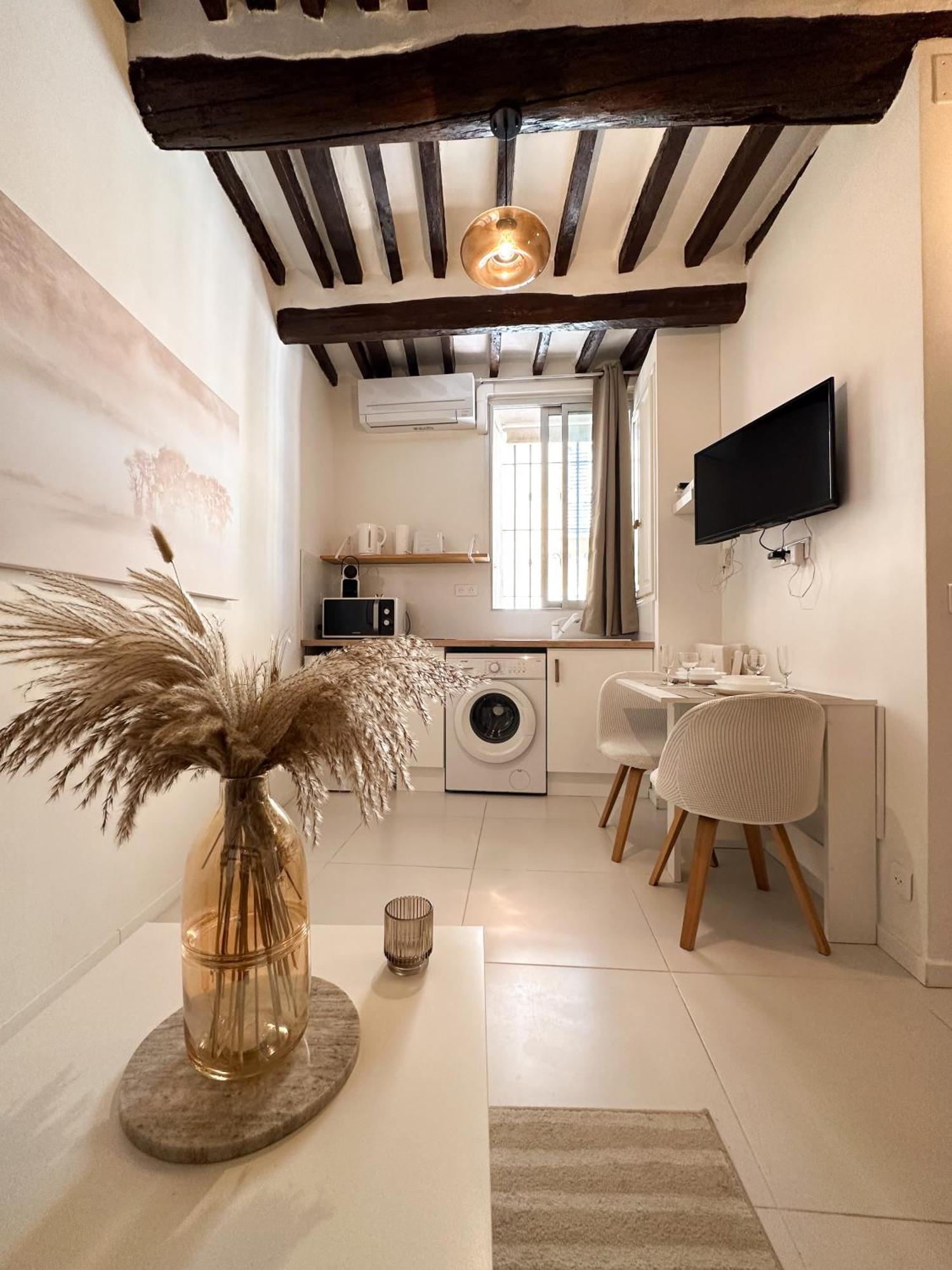 Ferienwohnung Le Balneo Jacuzzi Vieil Antibes Safranier Exterior foto